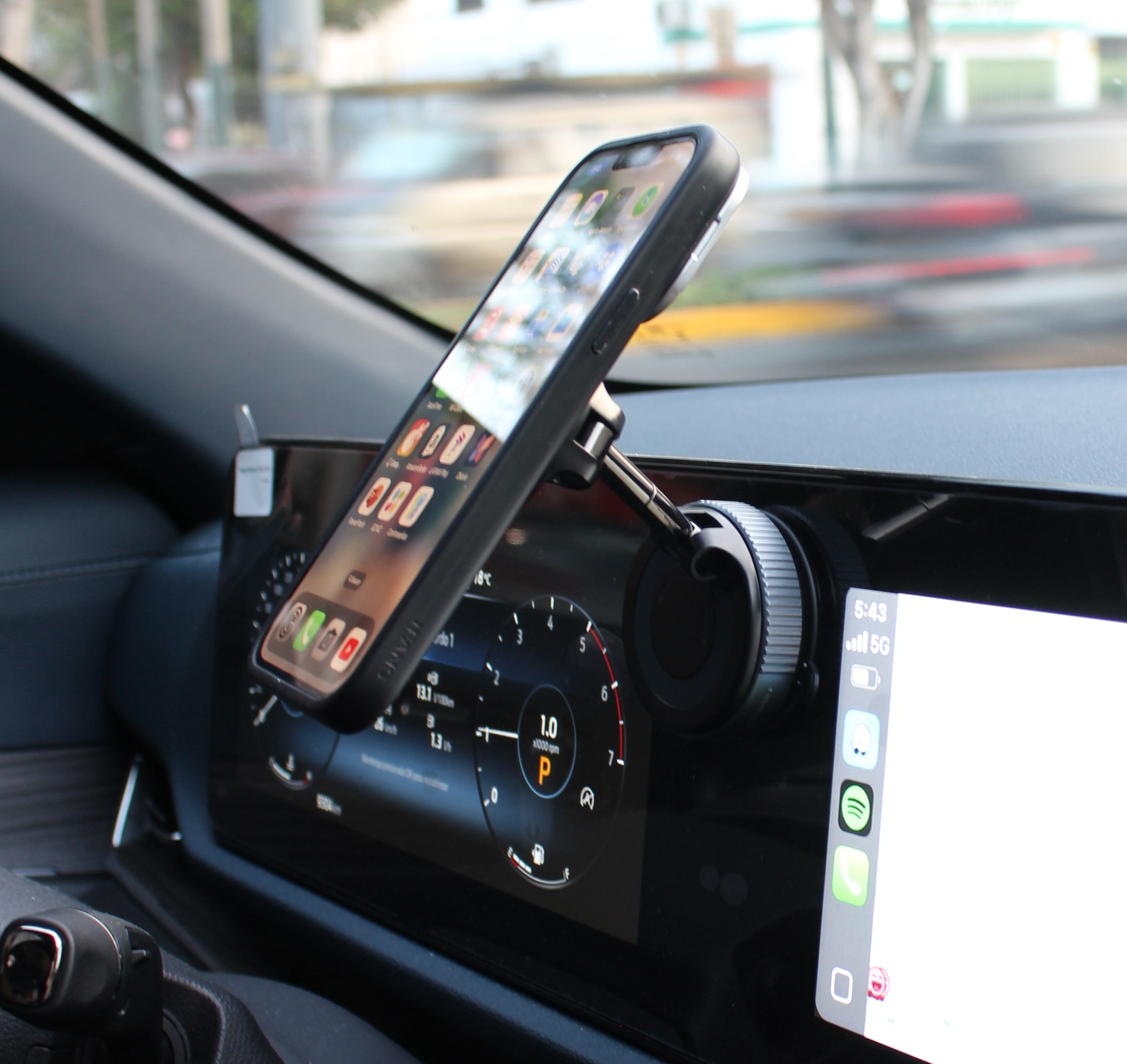 HOLDER MAGNETICO DE CARRO PARA CELULAR XO-C169 360° NEGRO